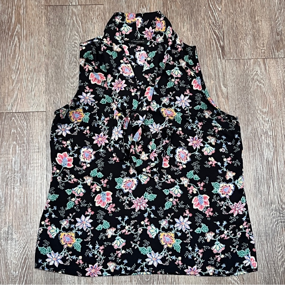 Banana Republic Floral Tie Neck Sleeveless Blouse Black Multicolor | Size: S
